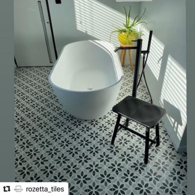 La Madeleine Lyla Noir 20X20