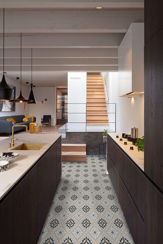 La Madeleine Juliette Marron 20X20